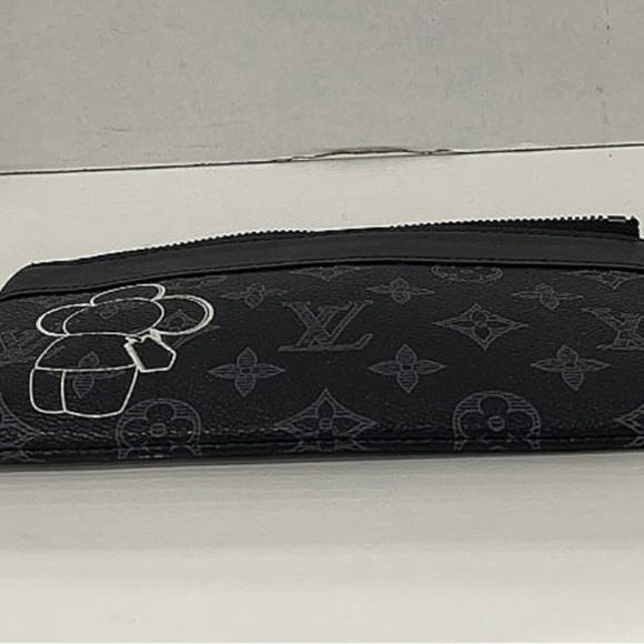 LOUIS VUITTON Monogram Eclipse Vivienne Pochette Apollo PM - Picture 11 of 13